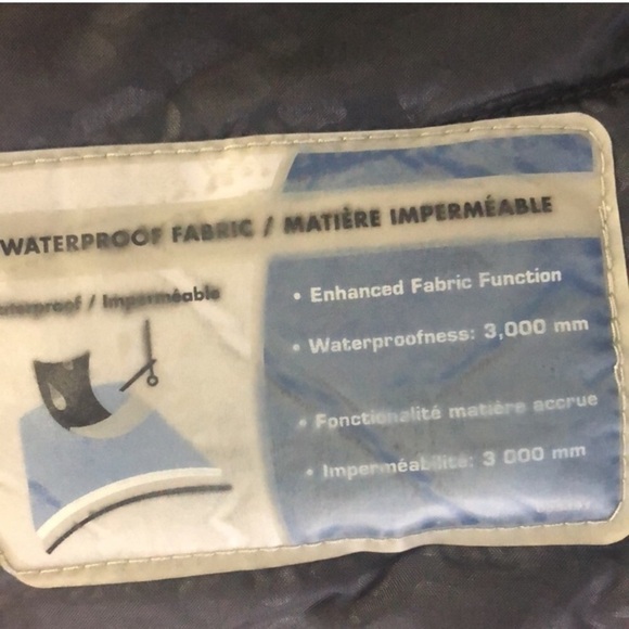 RED Women's Columbia Hooded Winter Ski Jacket  Size S/M Waterproof - Picture 14 of 14